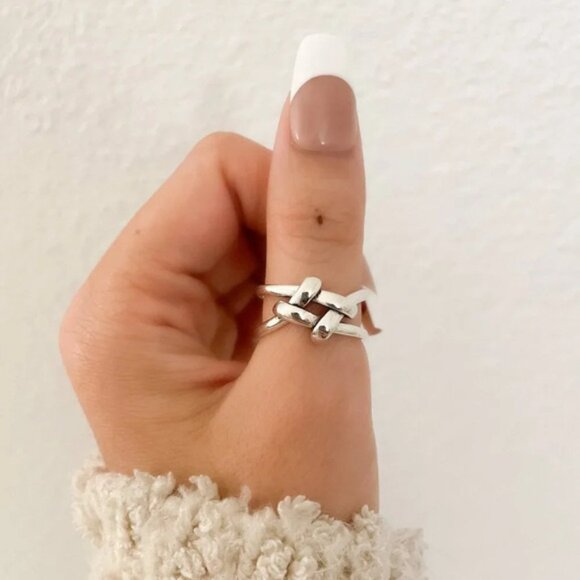 925 Sterling Silver Knot Ring Minimalist Dainty Ring Modern Geometric Ring - Picture 8 of 10